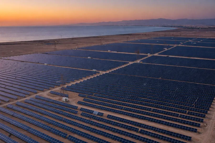 Saudi Arabia Bets on Solar Energy to Attract AI Data Center Industry