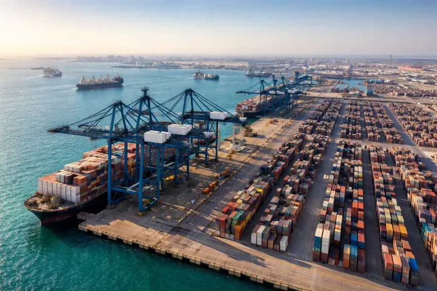Abu Dhabi Ports Maintain Operations Amid Hormuz Disruptions, Showcasing Supply Chain Resilience and Regional Trade Shifts