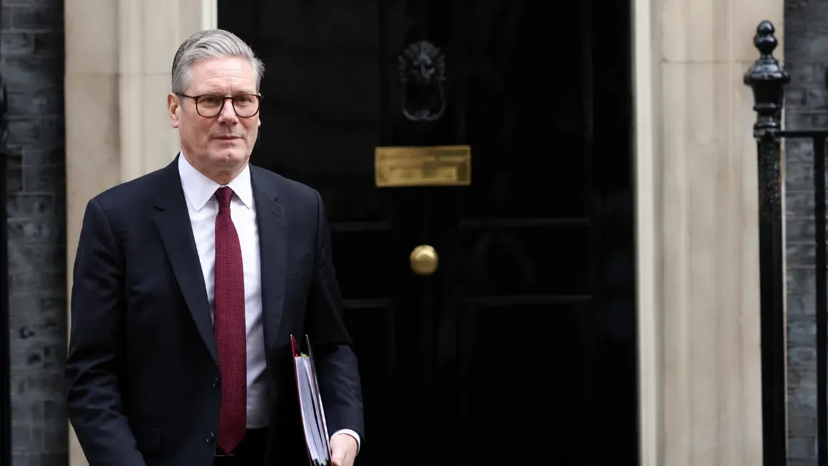 Keir Starmer Announces Resignation as UK Prime Minister, Opening Door to Fifth British Leader Since 2022